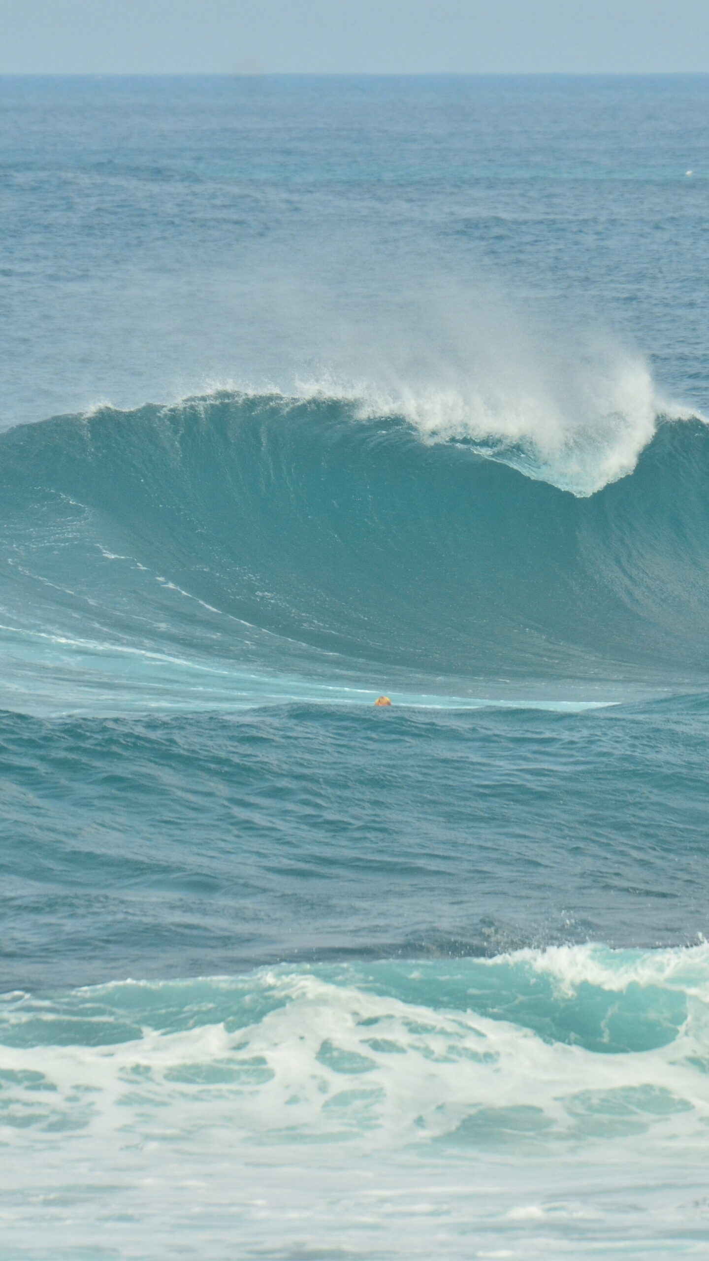 wave